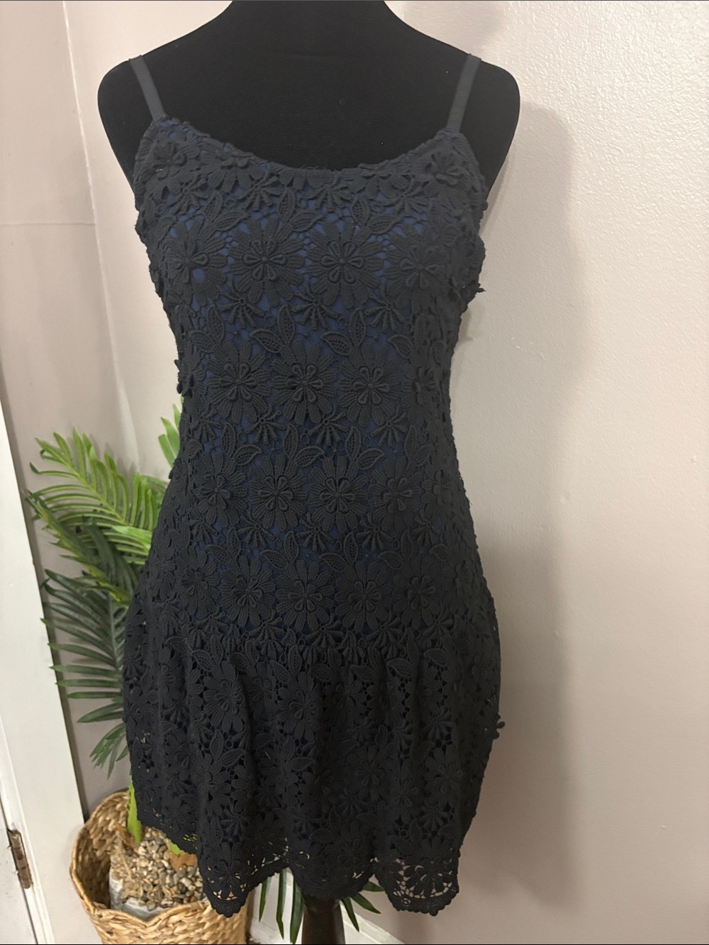Alice + Olivia Black Lace Overlay Tiered Mini Dress - Size small?